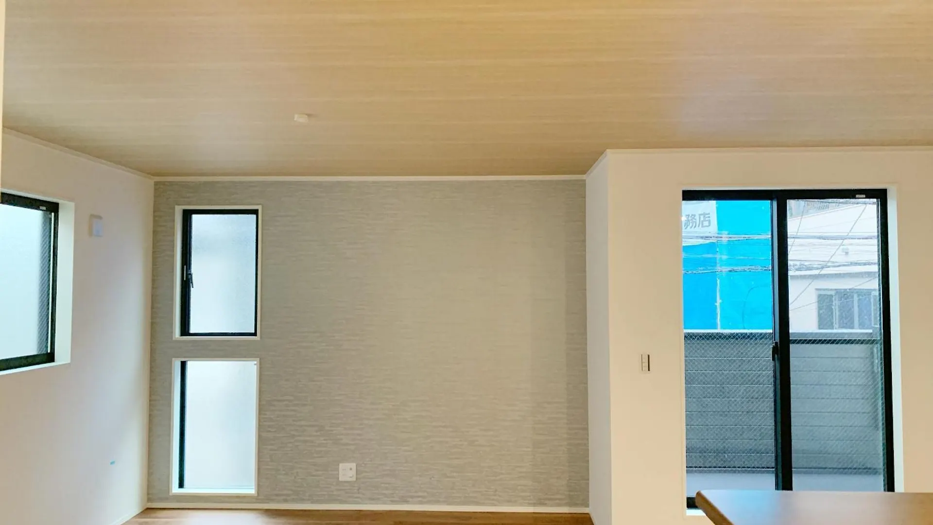 Shinjuku#Ookubo#Kabukicho#New Built 4Beds Room,3 Toilets, 2 Shower Rooms#新宿中心#大久保#歌舞伎#地铁站步行2分#新建一栋3层楼 4个卧室3个卫生间2个浴室1个客厅#高速无限制网络#智能马桶#干湿分离103 Tokyo 0*,  Japan